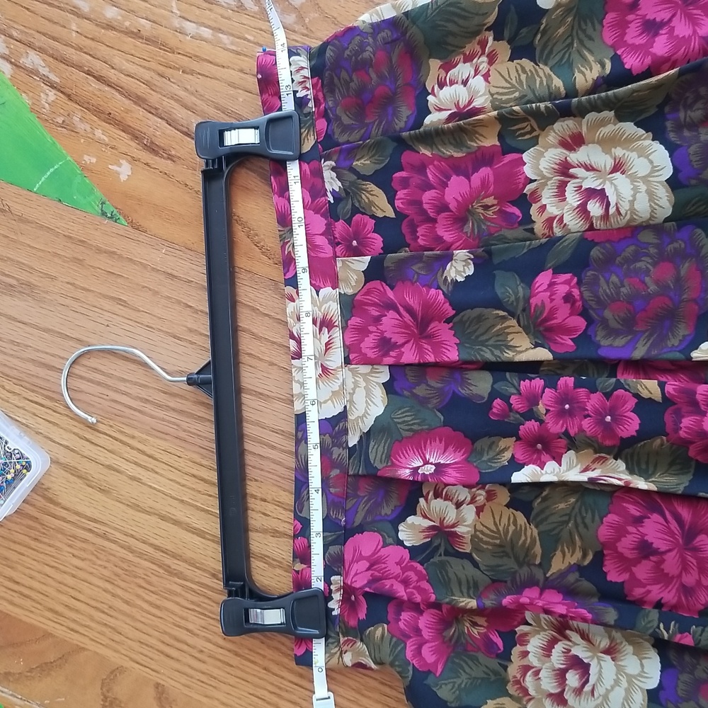 Vintage Liz Claiborne Floral Maxi Skirt - Pink and Green - Picture 5 of 6